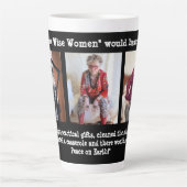 Humoristische Drie Wijze Vrouwen met Kerstmis Latte Mok (Voorkant)