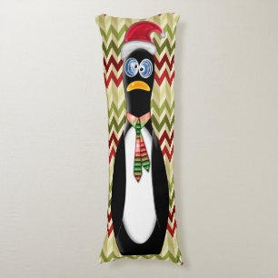 Humoristische Santa Penguin op Rode en Groene Zig  Lichaamskussen