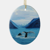 Humpback Haven Ornament (Rechts)