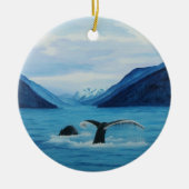 Humpback Haven Ornament (Voorkant)