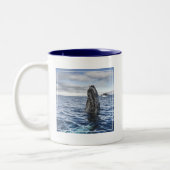 Humpback Whale Spyhops | Hope Bay, Antarctica Tweekleurige Koffiemok (Links)