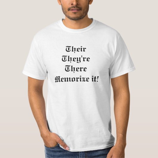 Hun Grammar Nazi T-shirt (Voorkant)