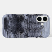 Hungry Gator op iPhone 16 hoesje (Achterkant (horizontaal))