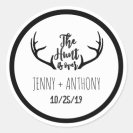 "Hunt is over" Rustic Antler bewaart de datumzegel Ronde Sticker