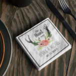 Hunt is over rustieke Boho Antler Floral Wedding Servet<br><div class="desc">Waterverf "De jacht is voorbij" Bloemen Herten Antler Ontwerp Rustiek / Schuur / Land Bruiloft Custom Papier Servetten. Personaliseer het met de namen en trouwdatum van bruid & bruidegom of klik op de knop "Aanpassen" om naar de ontwerptool te gaan waar u tekst kunt toevoegen, het lettertype, de tekstgrootte, tekstkleur,...</div>