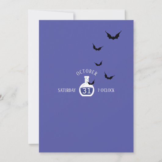 Hunted House Spell Bookshelf Halloween Party Kaart (Achterkant)