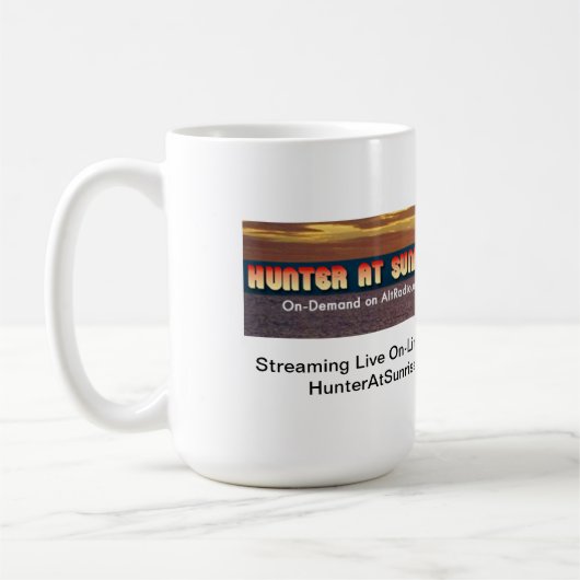 Hunter bij Sunrise Chill Out Mok International (Links)