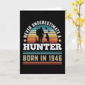 Hunter geboren in 1946 80th Birthday Hunting Dog G Kaart (Gele Bloem)