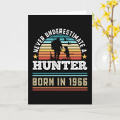 Hunter geboren in 1966 60th Birthday Hunting Dog G Kaart (Gele Bloem)