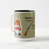 Hunter Gnome met kleine rode vrachtwagen Tweekleurige Koffiemok (Voorkant links)