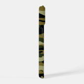 Hunter Green Camo iPhone 15 Case (Rechterkant)