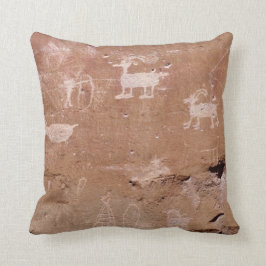 Hunter Petroglyph met de Sjabloon van de Tekst Kussen