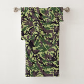 Hunters Green Camo Pattern Bad Handdoek (Insitu)