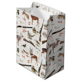 Hunting Wildlife Outdoorsman Pattern Medium Cadeauzakje (Voorkant Gekanteld)