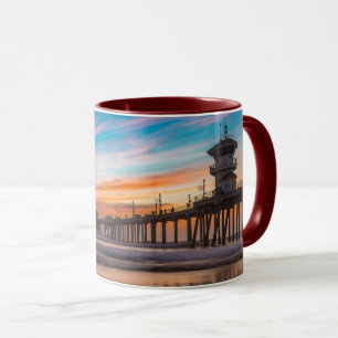 Huntington Beach Pier bij zonsondergang Mok