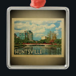 Huntsville Alabama Vintage Travel Ornament<br><div class="desc">Een cool  ornament in Huntsville met een prachtig uitzicht in de stad,  compleet met skyline,  water en brug.</div>