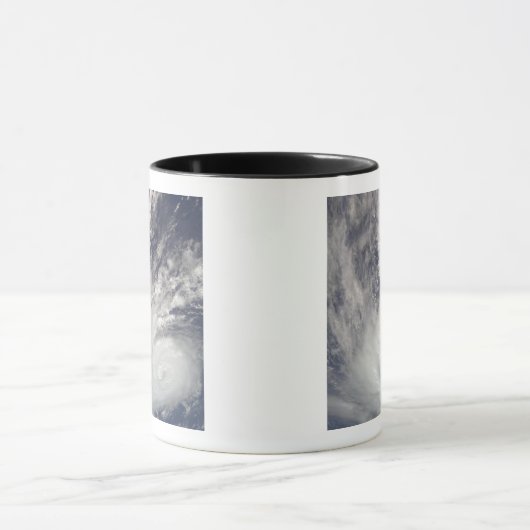 Hurricane Bertha Mok (Midden)