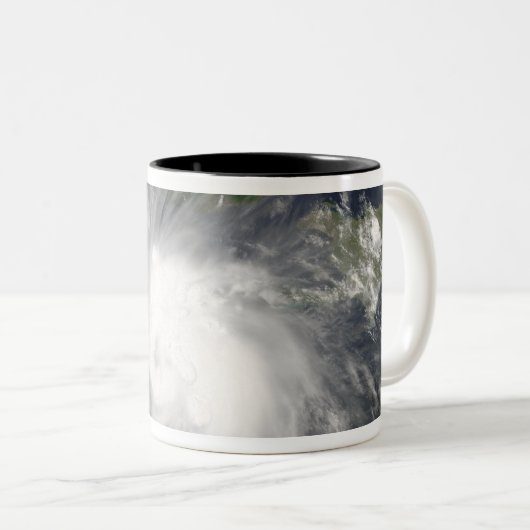 Hurricane Charley Tweekleurige Koffiemok (Voorkant rechts)