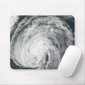 Hurricane Earl van de Mid-Atlantische Oceaan Muismat (Met muis)