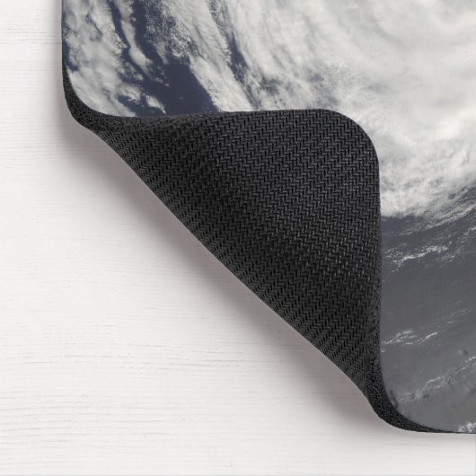 Hurricane Fausto Muismat (Hoek)