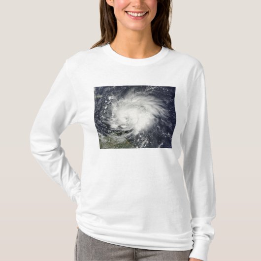Hurricane Tomas over de Lesser Antilles T-shirt (Voorkant)