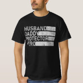 Husband Dad Protector Hero Cool vader T-shirt (Voorkant)