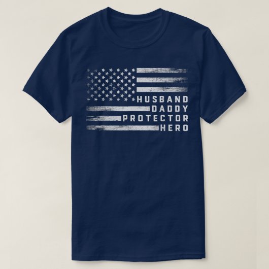 Husband Dad Protector Hero Vaderdag Gift US T-shirt (Design voorkant)