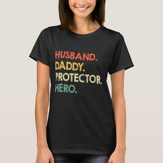 Husband Dad Protector Hero Vaderdag T-shirt (Voorkant)