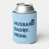Husband. Daddy. Hero. Retro Graphic Blikjeskoeler (Blikje Achterkant)