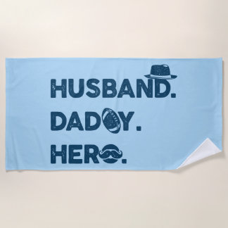 Husband.Papa. Hero. Grafisch Retro Strandlaken