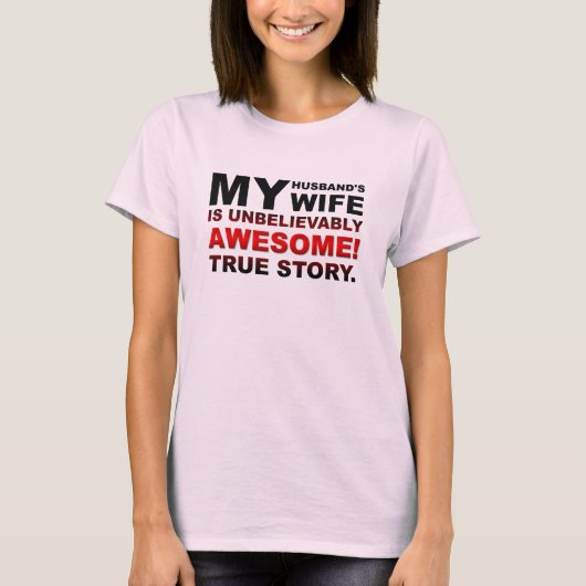 Husband's Geweldige vrouw Funny Tshirt (Voorkant)