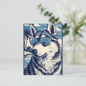 Husky met zonnebril op het strand briefkaart (Staand voorkant)
