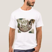 Hustle at Your Own Pace' Sloth Graphic T-shirt (Voorkant)