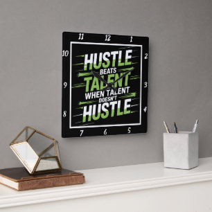 Hustle Beats Talent Motivatie Quote Vierkante Klok