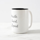 Hustle Heart Repeat Motiverende Mok – Inspiratie (Voorkant rechts)