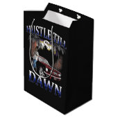 Hustle Till Dawn - Stedelijk ontwerp Medium Cadeauzakje (Achterkant Gekanteld)