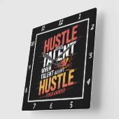 Hustle verslaat talent runner motivatie vierkante klok (Hoek)
