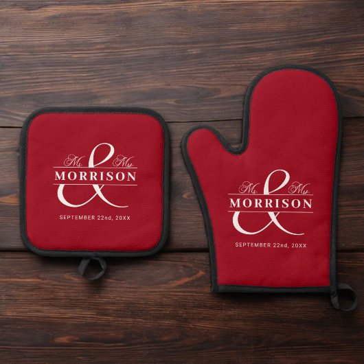 Huwelijk Mr. Mrs. Red Monogram Gift Ovenwant & Pannenlap Set