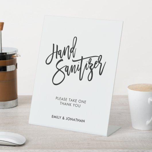 Huwelijk Stijlvolle Zwarte Script Hand Sanitizer Reclamebord Met Voetstuk (Insitu)