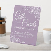 Huwelijkscadeaus & kaarten Witte kant & lavender P Reclamebord Met Voetstuk (Insitu)