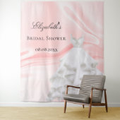 Huwelijksfeest roze witte bruidsjurk naam wandkleed (In situ)