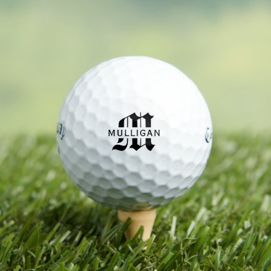Huwelijksgunst met eigen naam Monogram Sjabloon Golfballen (Insitu Shirt)