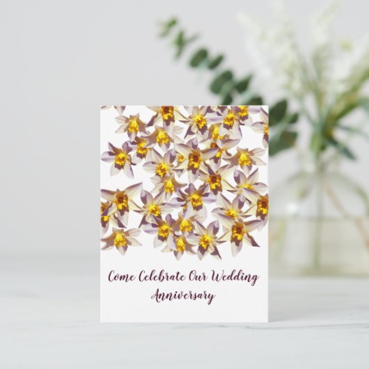 Huwelijksjubileum uitnodigingen van narcissen (Staand voorkant)