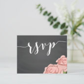 Huwelijkskaart met krijtbord en bloemen voor RSVP Uitnodiging Briefkaart (Staand voorkant)