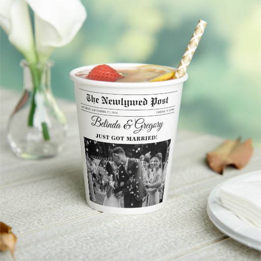 Huwelijkskrant Leuk Zwart & Wit Foto Bruiloft Papieren Bekers (Insitu)