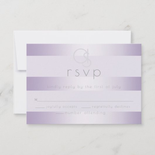 Huwelijksreactie |  Lilac Shimmer Strepen Monogram RSVP Kaartje (Voorkant)