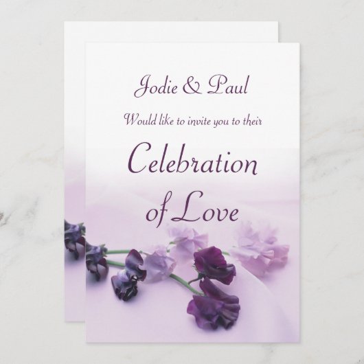 Huwelijksuitnodiging met mooie lila en paarse bloe kaart (Voorkant / Achterkant)