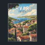 Hvar Kroatië Reizen Kunst Vintage Briefkaart<br><div class="desc">Hvar retro vector reisontwerp. Hvar,  een Kroatisch eiland in het Adriatische Zee,  is vooral bekend als een zomerresort. Hoogtepunten van de havenstad Hvar zijn onder andere de 13e-eeuwse muren.</div>
