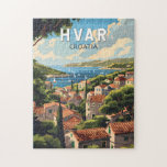Hvar Kroatië Reizen Kunst Vintage Legpuzzel<br><div class="desc">Hvar retro vector reisontwerp. Hvar,  een Kroatisch eiland in het Adriatische Zee,  is vooral bekend als een zomerresort. Hoogtepunten van de havenstad Hvar zijn onder andere de 13e-eeuwse muren.</div>