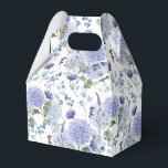 Hydrangea Afdrukfeest Vertraging Box Bedankdoosjes<br><div class="desc">Feestvoordeeldoos is afgebeeld met een hortensia bloemenprint. Pas dit object aan of koop het object zoals het is. Tip: voeg gewoon je geweldige traktaties toe en voeg wat feestelijk lint toe.</div>